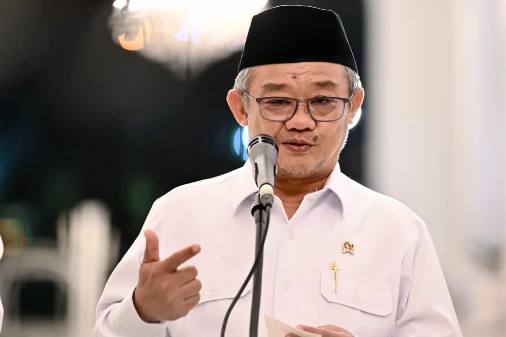 Ilustrasi. Mendikdasmen Abdul Mu’ti memberikan keterangan mengenai evaluasi penyaluran Program Indonesia Pintar. (Foto: BPMI Setpres)