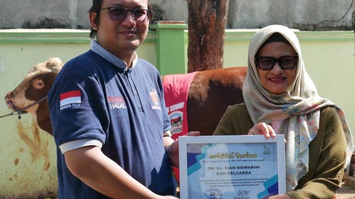 Perayaan Idul Adha 1444 H  MTXL Axiata Salurkan Hewan Qurban Untuk Masyarakat