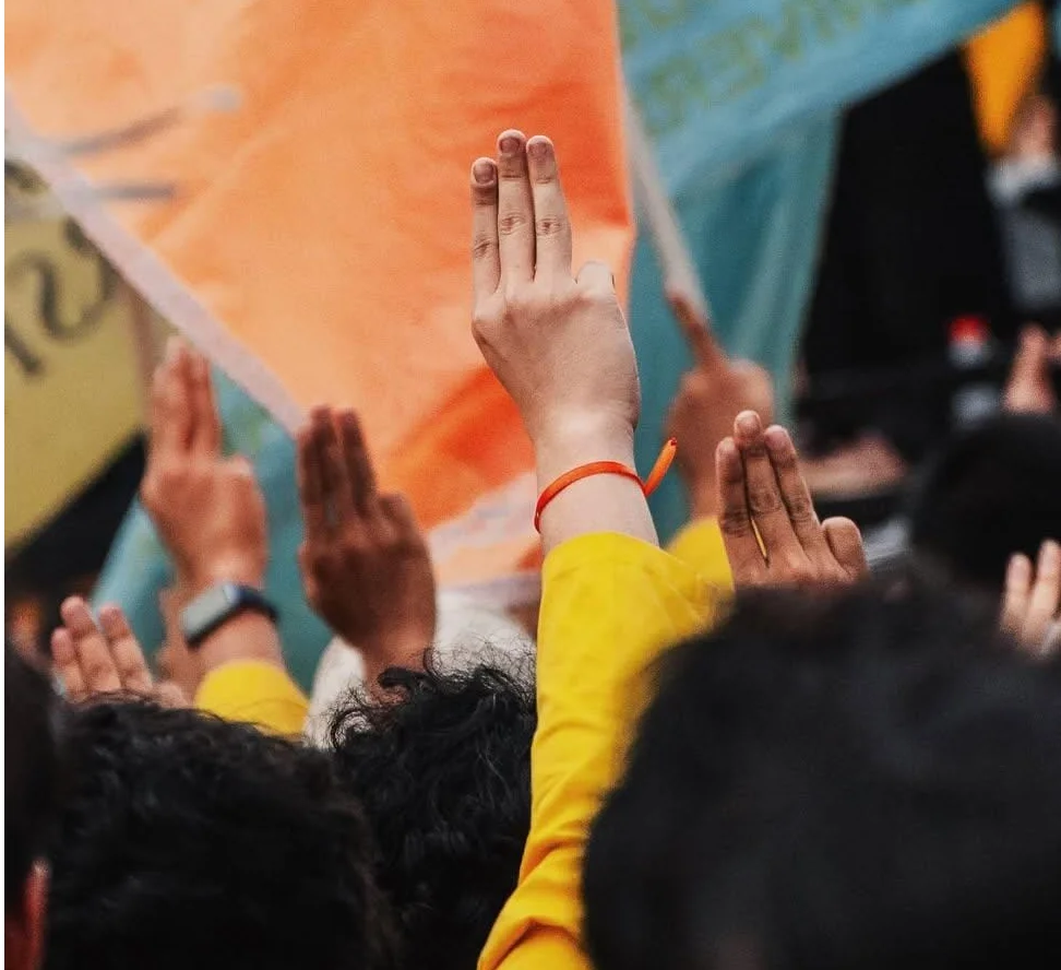 Demo Mahasiswa Acungan 3 jari di Hari Sumpah Pemuda 2026