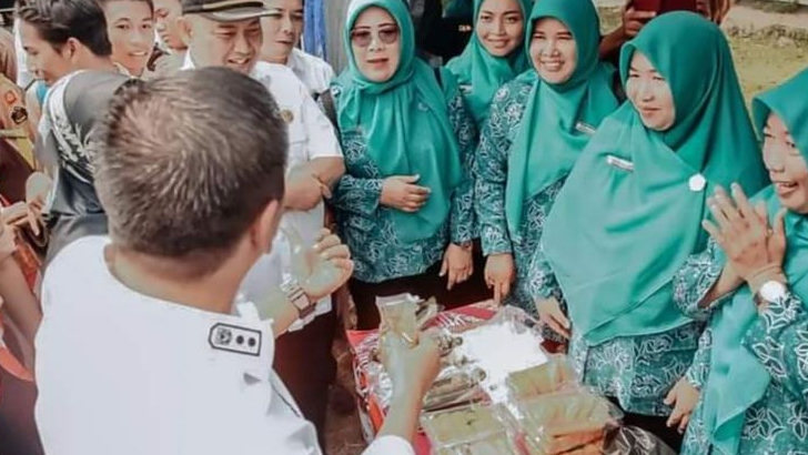 Wabup Karawang Kampanyekan Borong Produk UMKM Desa-desa