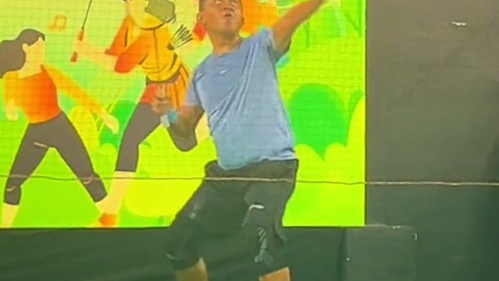 Momen Menteri ESDM Bahlil Main Badminton, Energinya di Lapangan Ternyata Lebih Lincah Dibanding Kinerjanya