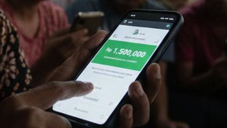 KPM Ini Syok Saat Cek ATM, Saldo BLT Kesra Nembus Rp 1,5 Juta! Begini Kisah Si Beruntung