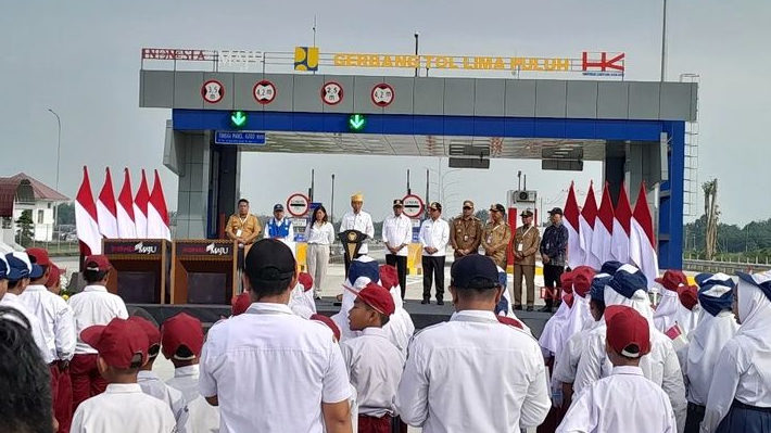 Tol Tebing Tinggi-Indrapura Diresmikan, Jokowi Harap Kecepatan Logistik Bisa Meningkat ke Pelabuhan Saingan Singapura