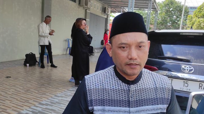 Hadiri Pemakaman Istri Gubernur Kaltim, Seno Ucapkan Bela Sungkawa