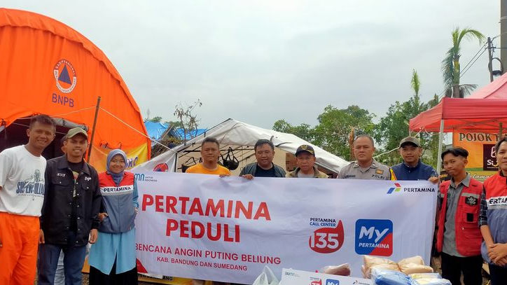 Pertamina Patra Niaga Regional JBB Salurkan Bantuan untuk Korban Bencana Angin Puting Beliung