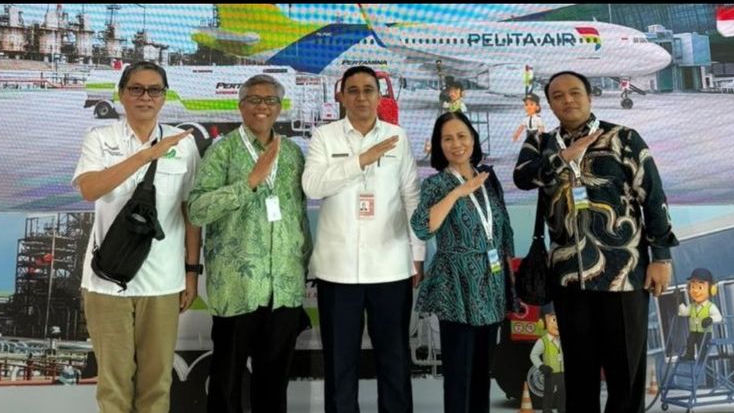 Pertamina Gandeng ITB Luncurkan Penerbangan Perdana dengan Bahan Bakar Avtur Berkelanjutan