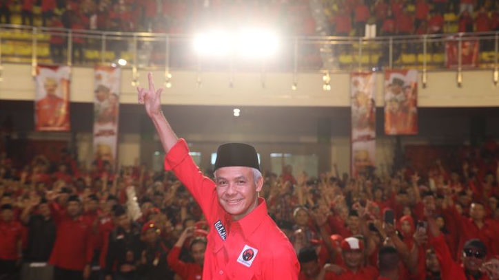 Survei Charta : Pemilih Jokowi-Ma’ruf 61 Persen Pilih Ganjar, Prabowo Cuma Kebagian 18 Persen