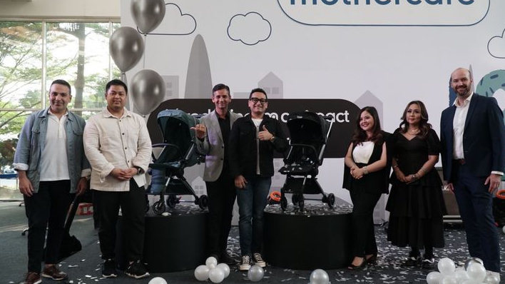 Ulang Tahun ke 18, Mothercare Luncurkan Stroller M-Compact