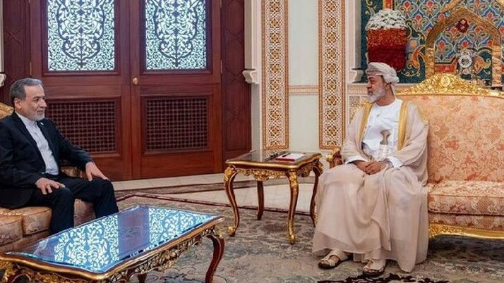 Menlu Iran Abbas Araghchi Temui Sultan Oman Haitham bin Tariq Usai dari Pakistan