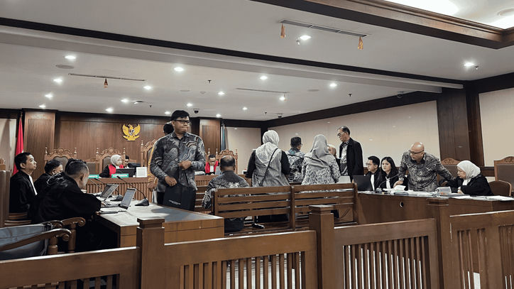Isak Tangis Warnai Sidang Kasus ASDP, Saksi Teringkat Bonus 40 Persen