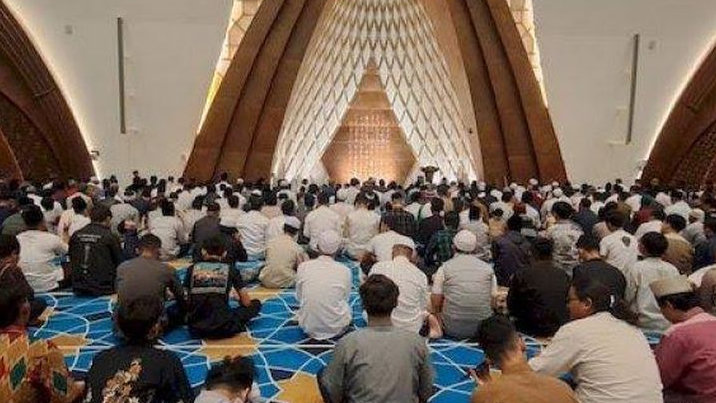 Semarakkan Bulan Suci Ramadan, Masjid Raya Al Jabbar Gelar Amaliah Ramadhan