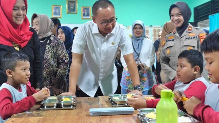 Eddy Soeparno Minta Kualitas MBG Dievaluasi Usai Kejadian Keracunan Ratusan Siswa di Bogor