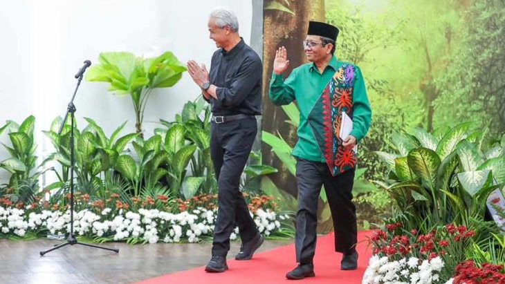Pencopotan Baliho Ganjar Mahfud di Gianyar Bali Buat TB Hasanuddin Murka