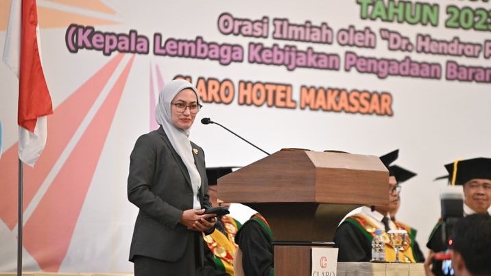 Bupati Luwu Utara Terima Penghargaan Sebagai Tokoh Inspiratif