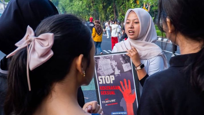 Bimbingan Skripsi Tidak Boleh di Luar Kampus, Ada Relasi Kuasa, Wamen Bongkar Modus yang Berulang