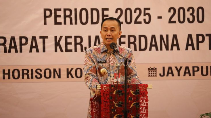 Tokoh Adat dan Agama Kompak Dukung Pj Gubernur Papua Agus Fatoni: 'Pemimpin yang Menghormati Kami'