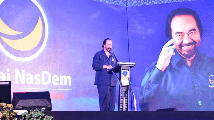 43 Tahun Berbaju Golkar, Surya Paloh Ngaku Tahu Kenapa Airlangga Tak Dukung Anies