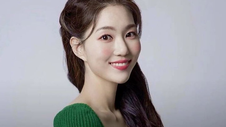 Jatuh dari Tangga, Penyanyi dan Aktris Drama 'Snowdrop' Park Soo Ryun Meninggal Dunia