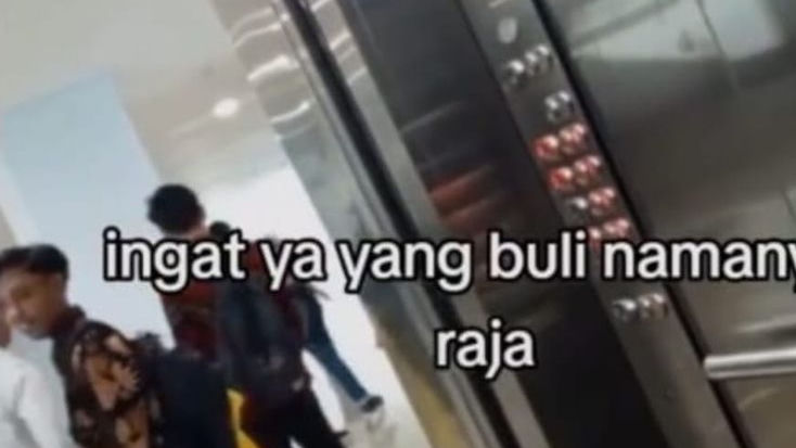 Mahasiswi UIN Dibully Segerombolan Mahasiswa di Lift Kampus, Netizen: Kalo Suka Bilang Dasar Kampungan, Norak!