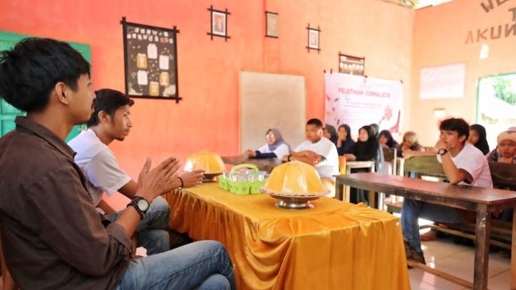 Lawan Hoaks, PMN Gelar Pelatihan Jurnalistik Bagi Pemuda di Mappatoba Sulsel
